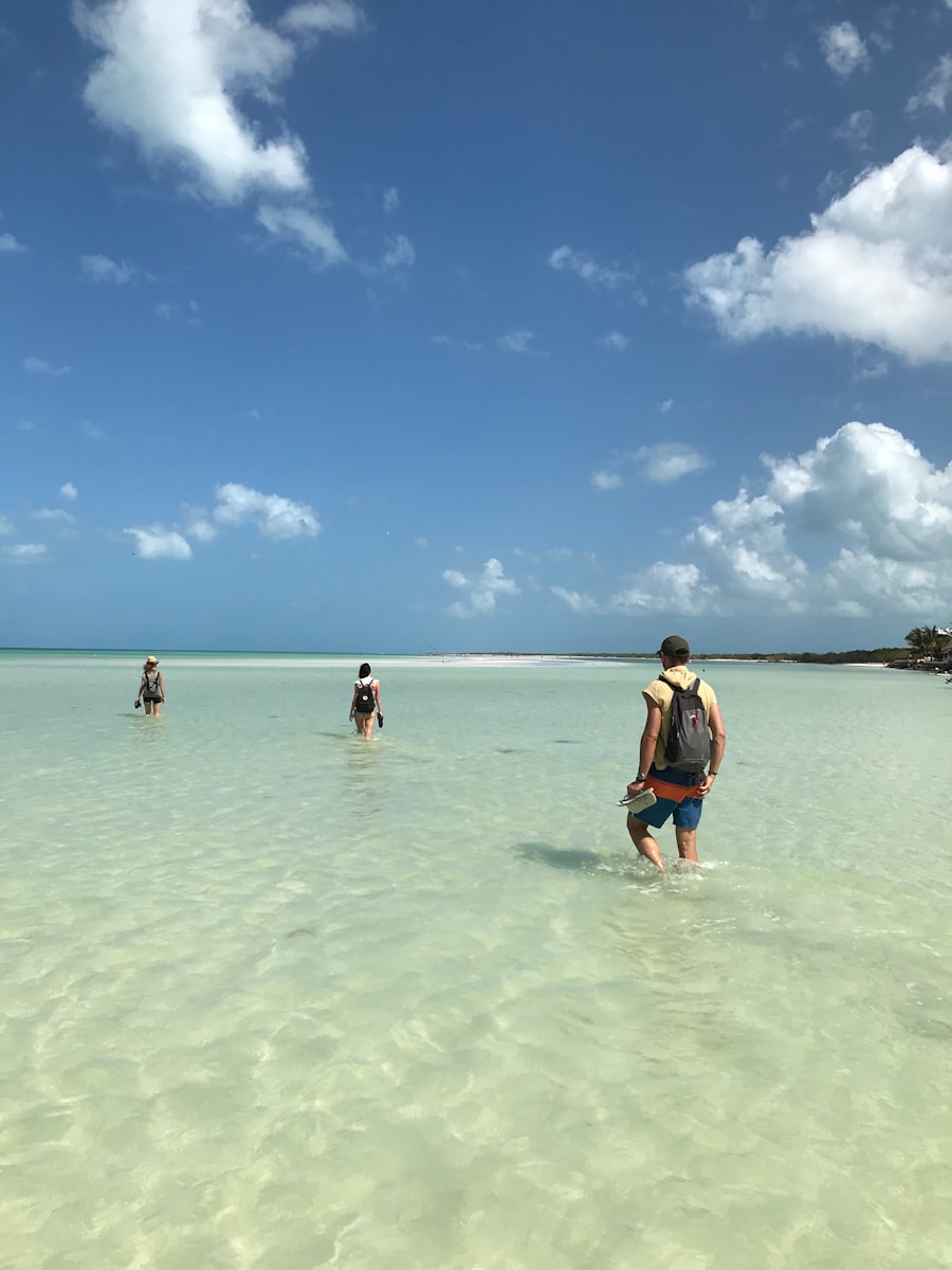 Haulover Sandbar Miami: Party Central Meets Paradise In The Water