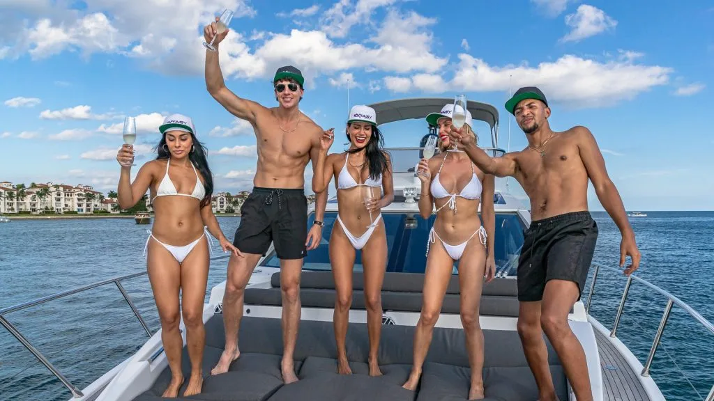 Miami Boat Party In Action!